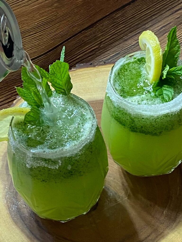 Mint lemonade